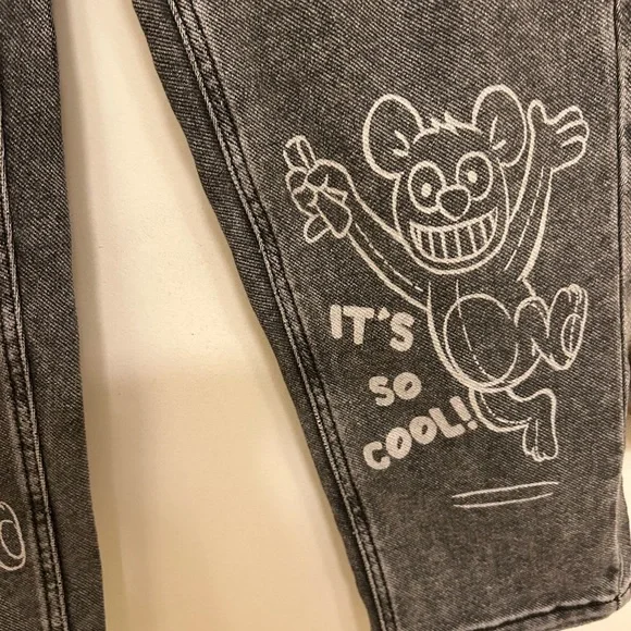 High Stretch Mid-Rise Barrel Jeas Fashion Black Animation Graphics Sz 28 - Picture 7 of 15